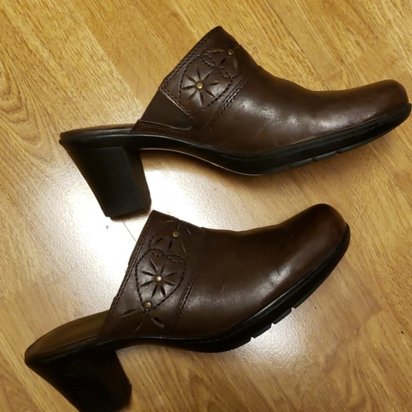 Clarks Bendables brown leather heeled clogs 8 - Picture 2 of 5